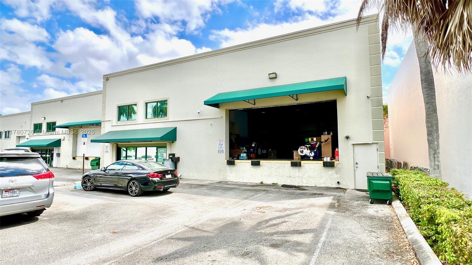 8470 NW 30th Ter 8470