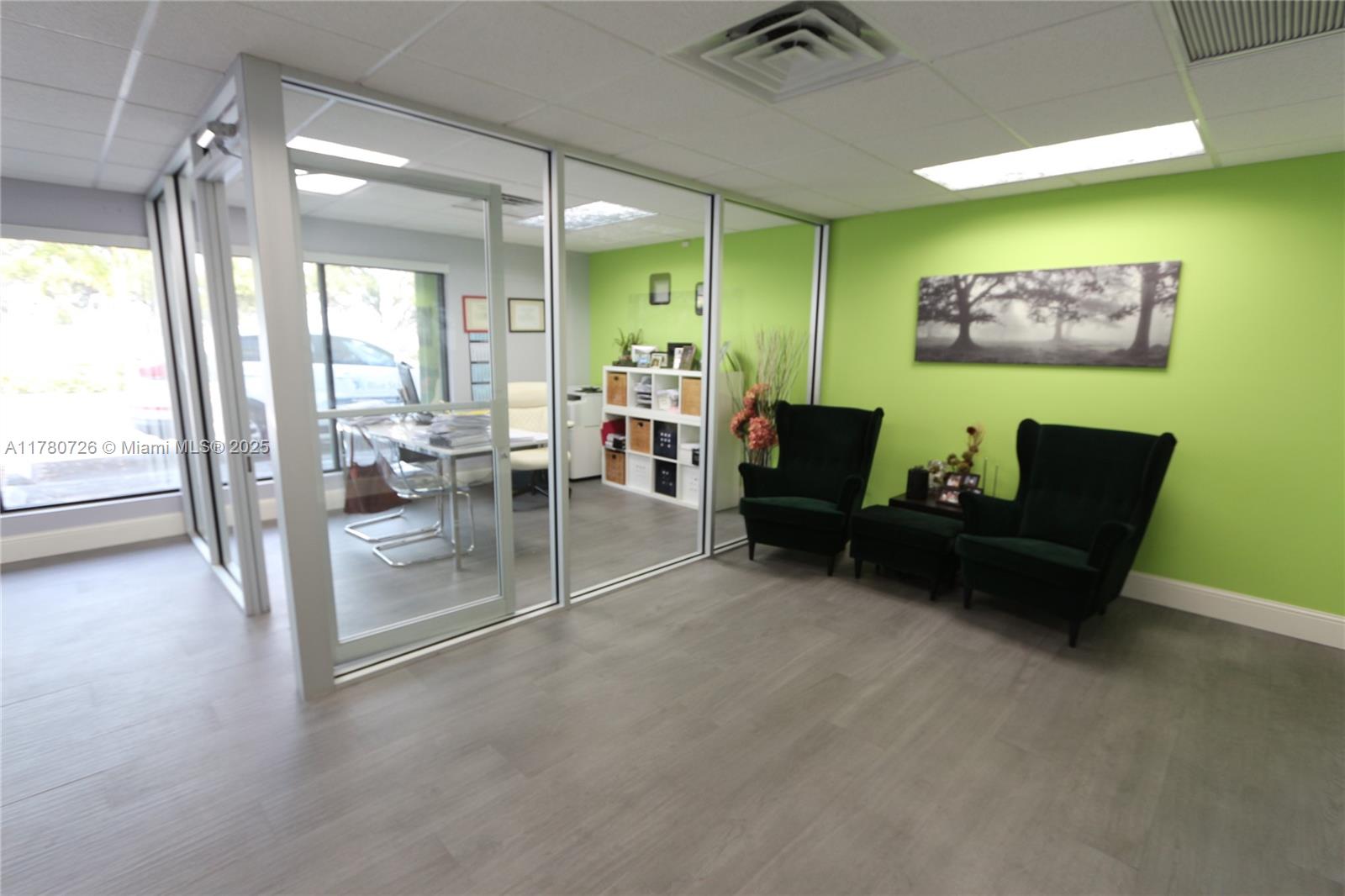 8470 NW 30th Ter 8470