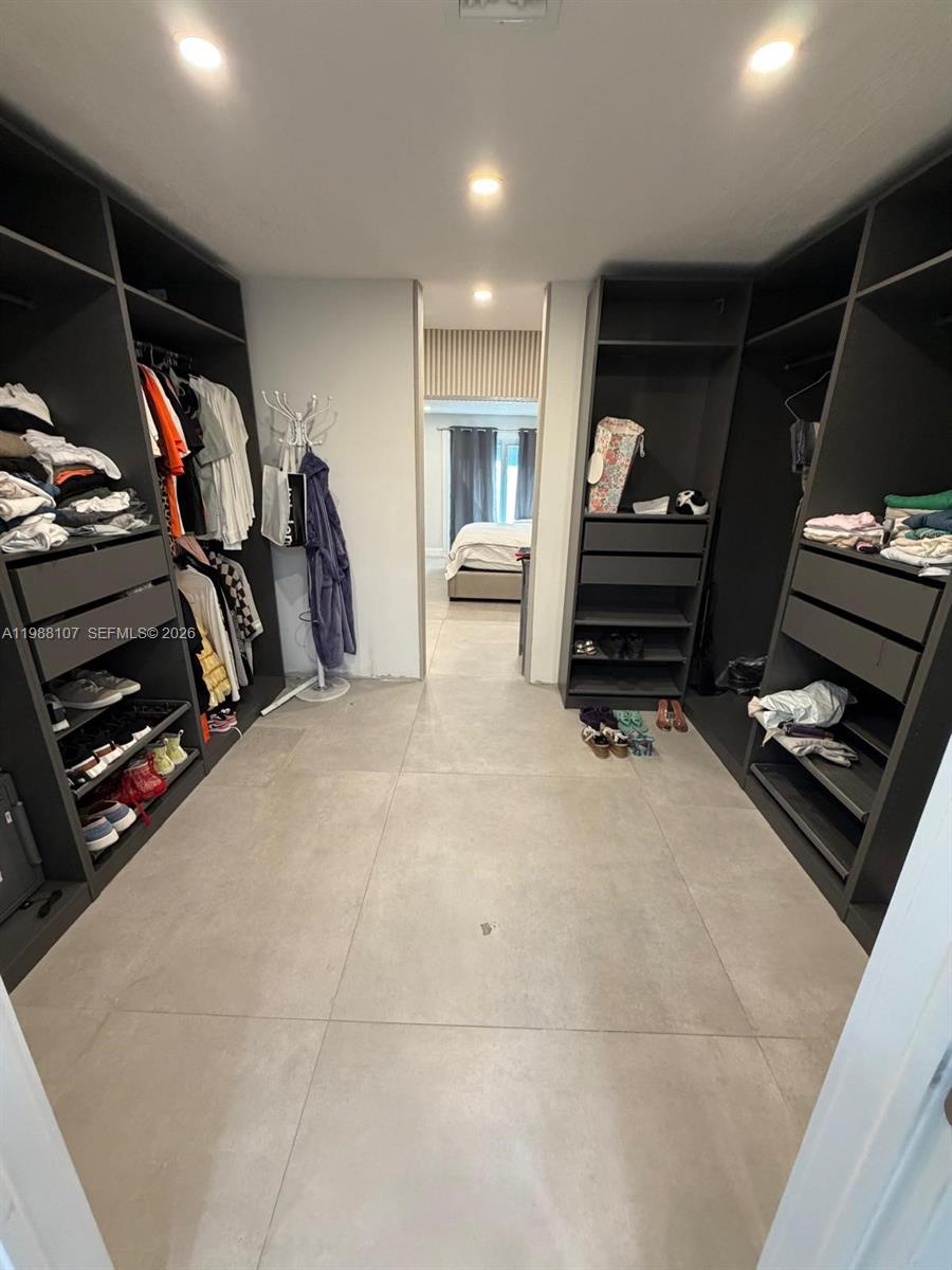 RIVER LANDS - Residential