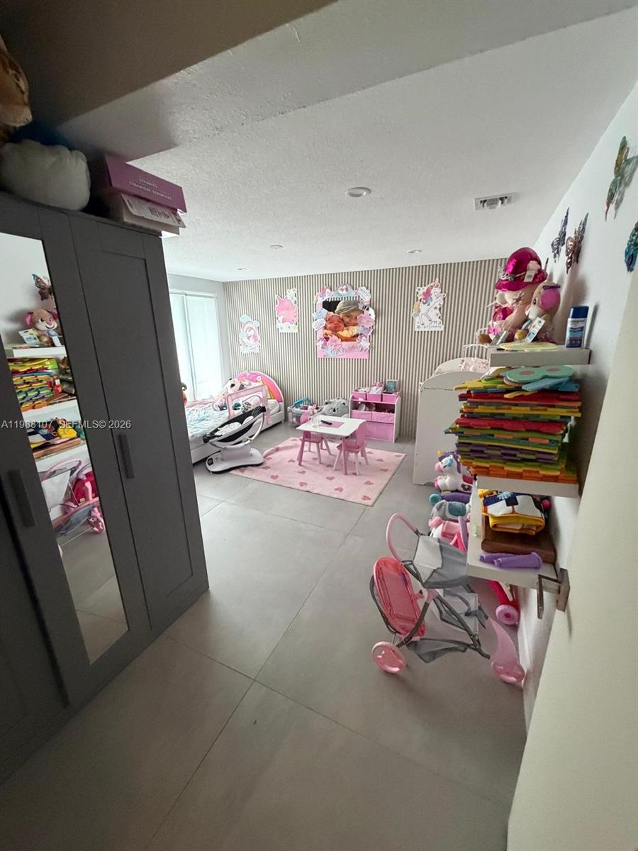 RIVER LANDS - Residential