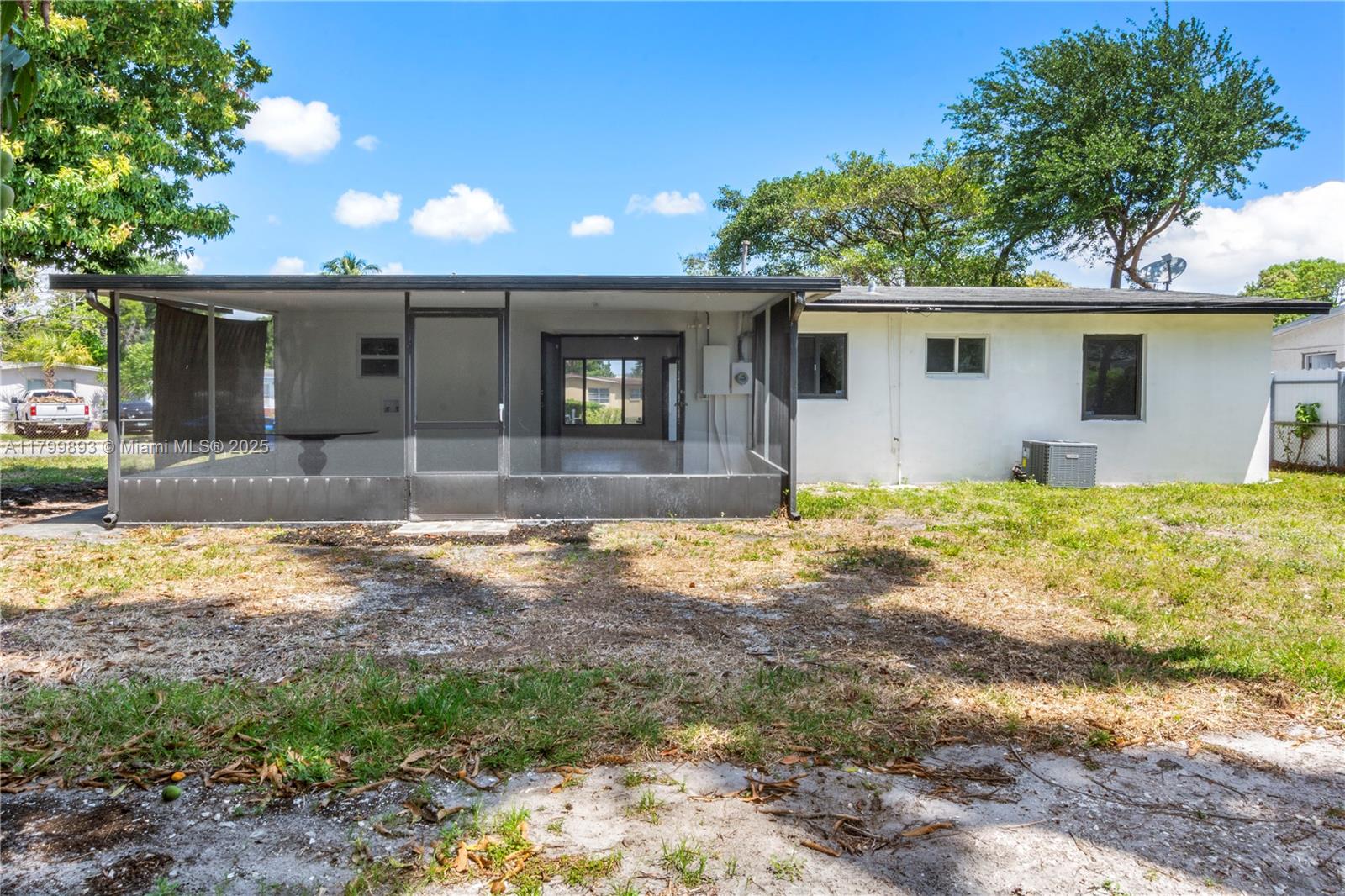 LAUDERDALE MANORS AMEN RE - Residential