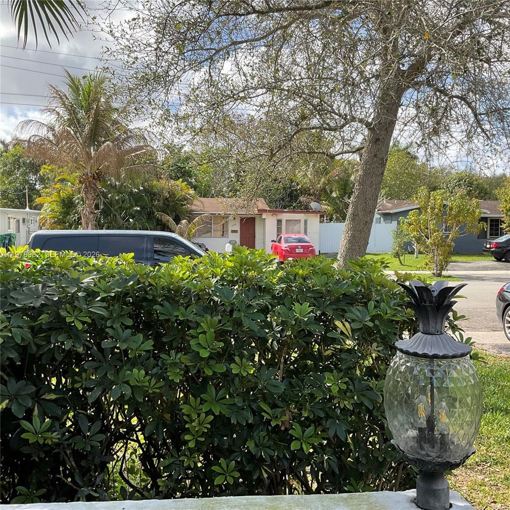 Photo of 9469 SW 53rd St #9469, Cooper City, FL 33328 (MLS # A11978982)