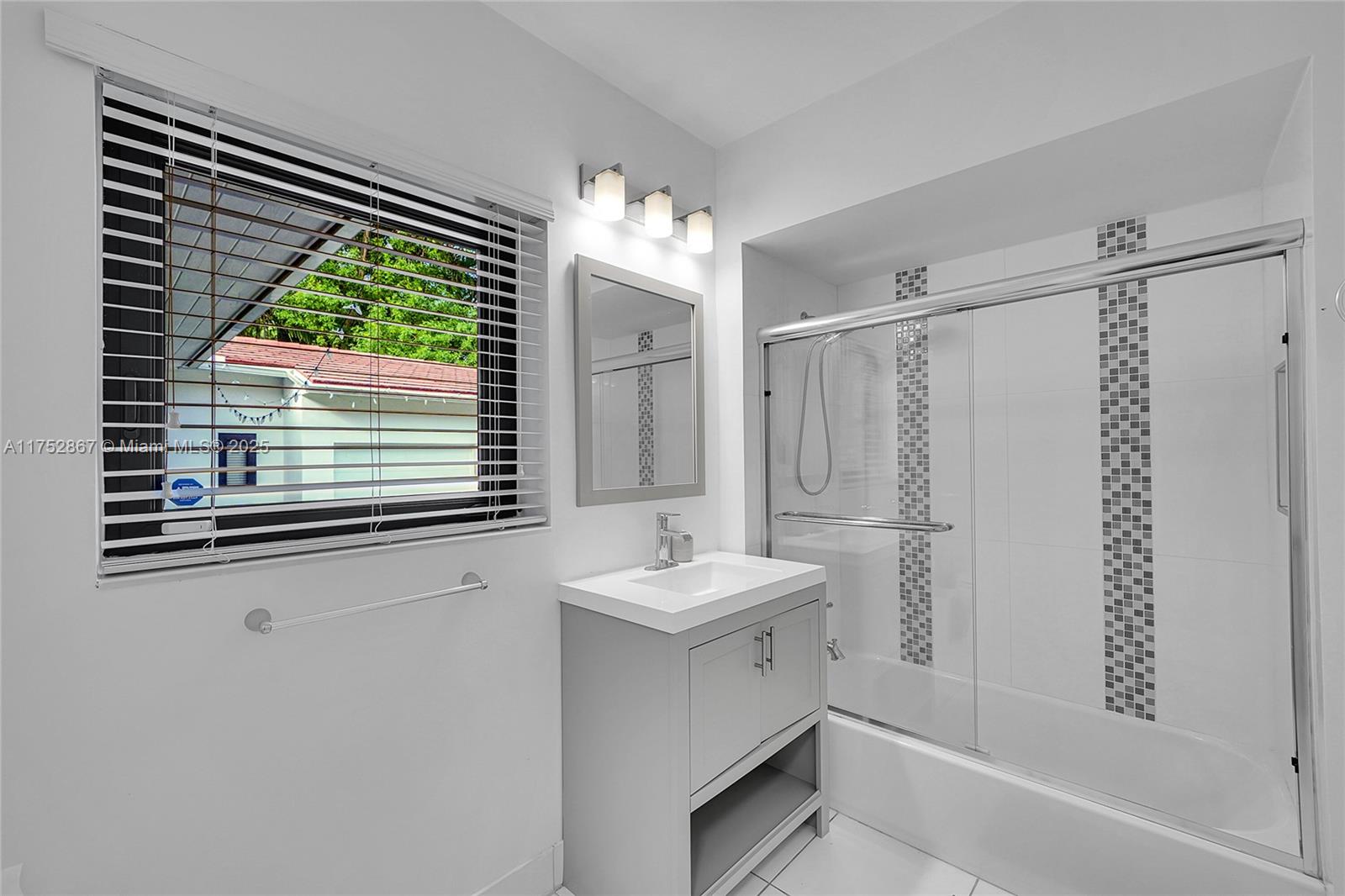 BRICKELLS FLAGLER - Residential