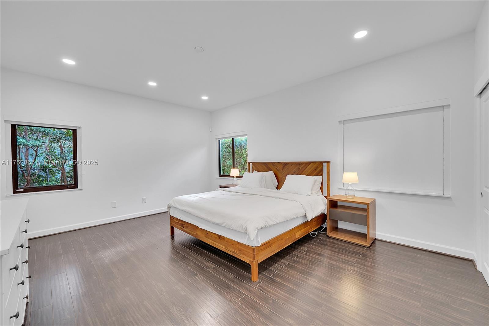 BRICKELLS FLAGLER - Residential