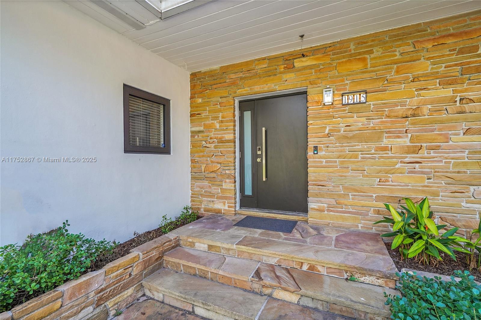 BRICKELLS FLAGLER - Residential