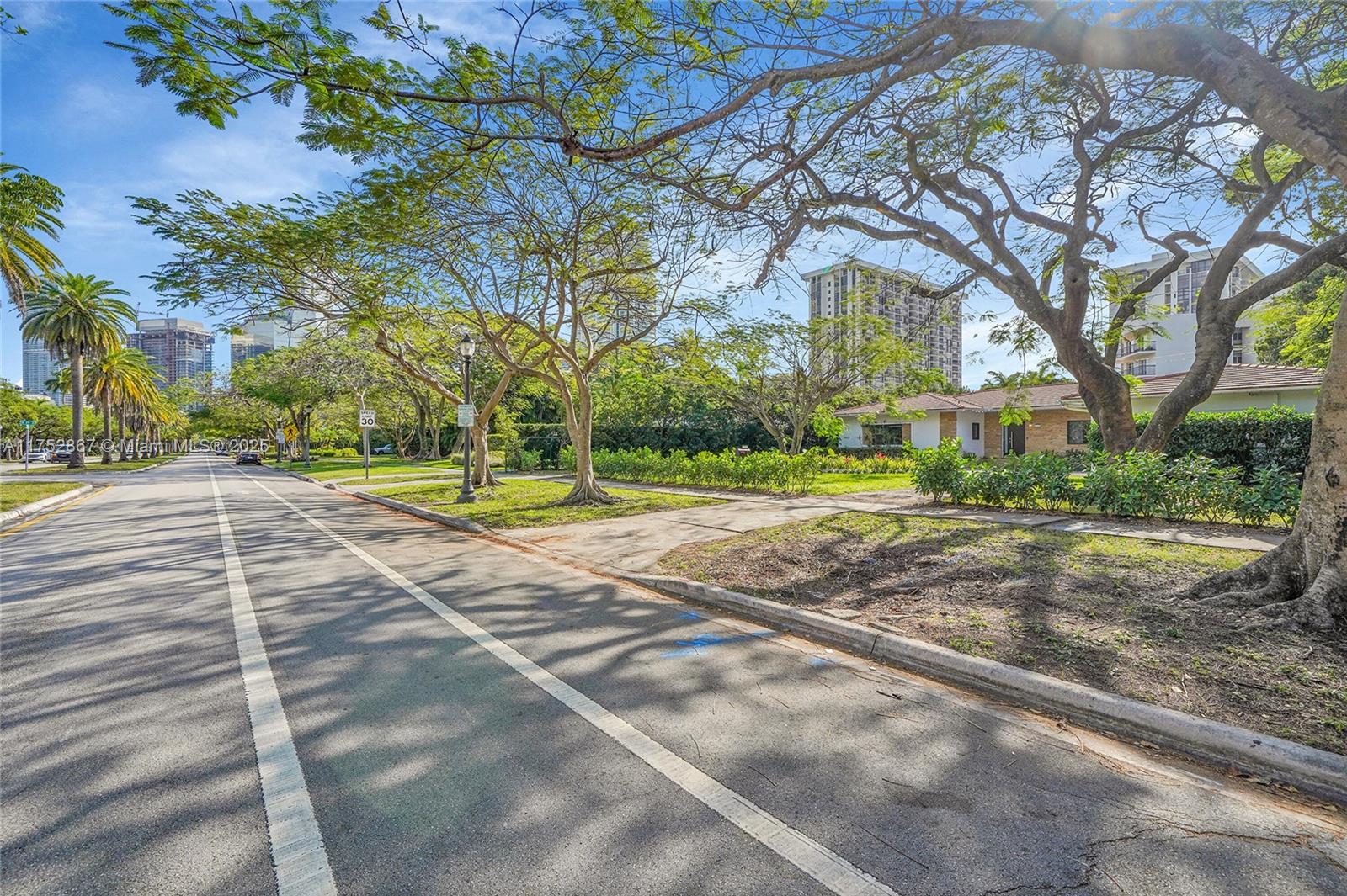 BRICKELLS FLAGLER - Residential