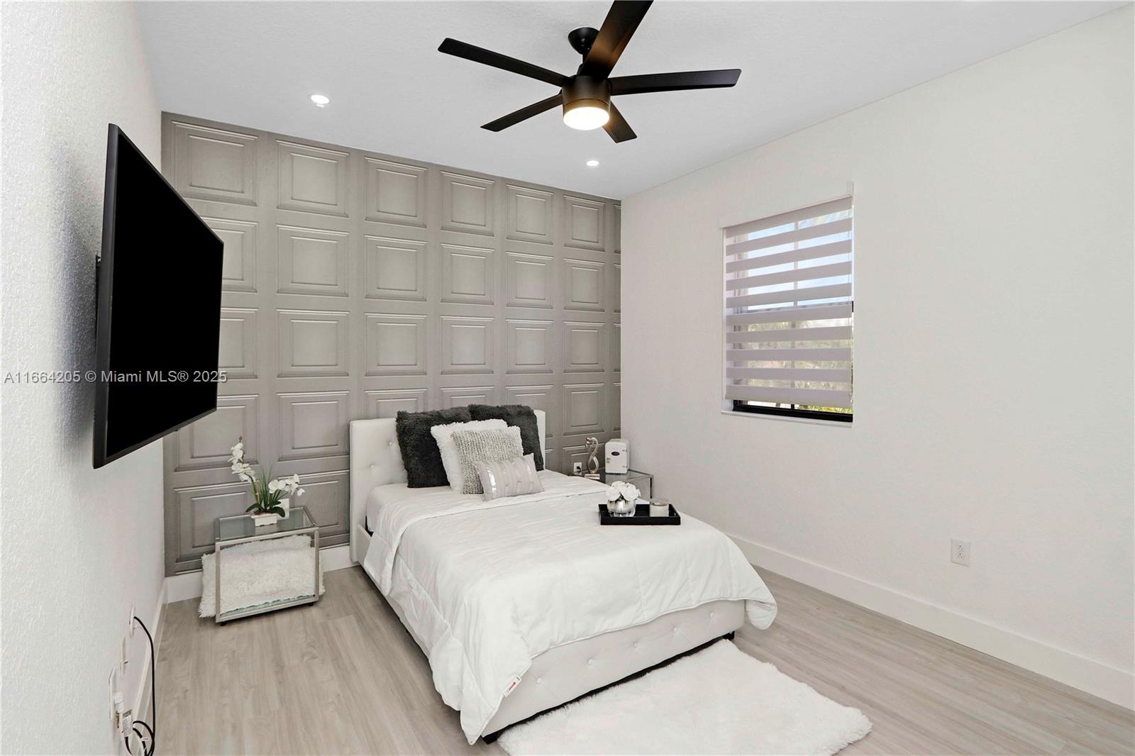 CENTURY GARDENS AT TAMIAM - Residential