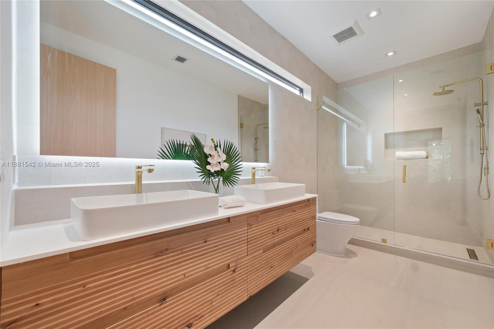 CARTERS ADDN TO C GR - Residential