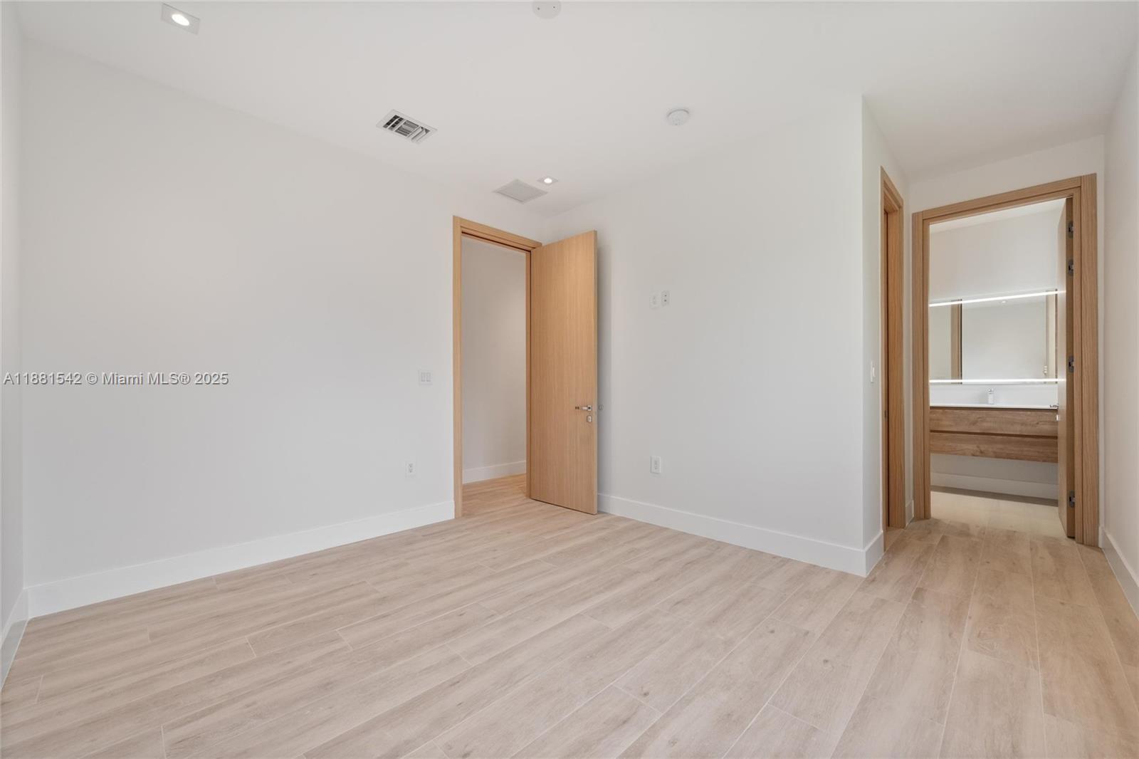 CARTERS ADDN TO C GR - Residential