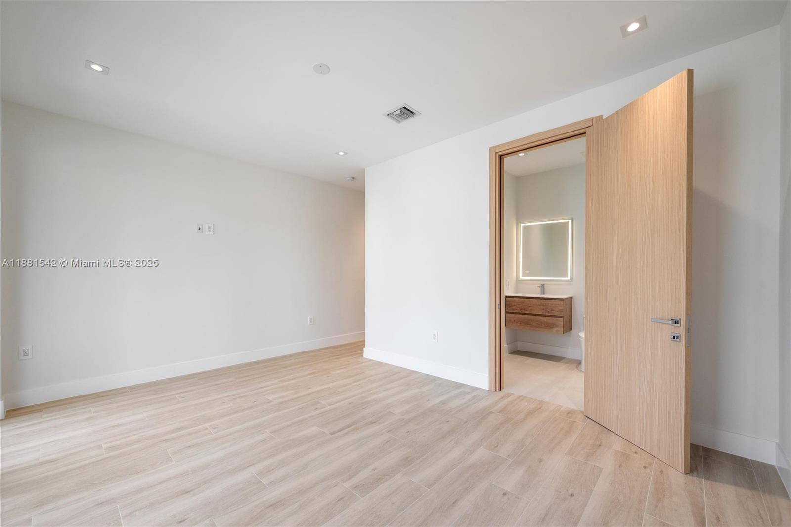 CARTERS ADDN TO C GR - Residential