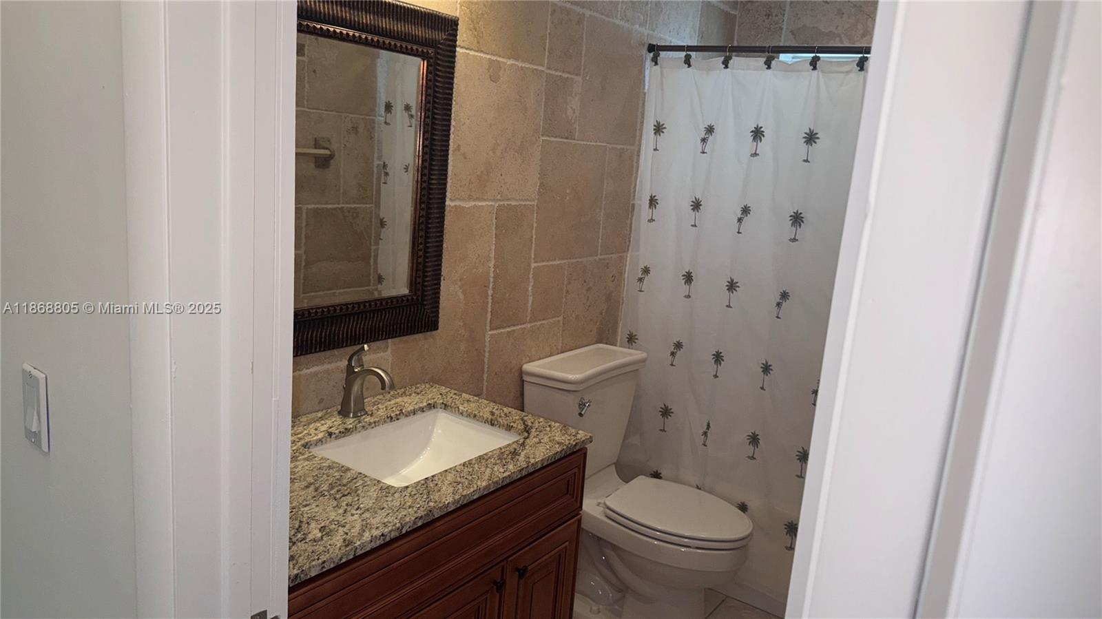 JENADA ISLE - Residential Lease