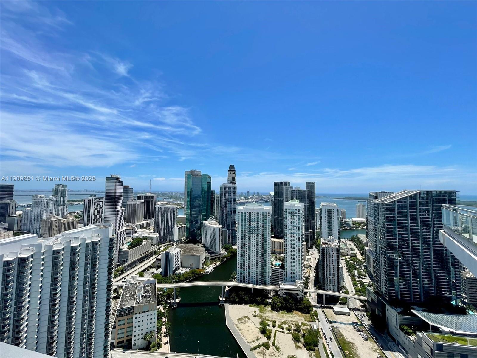 MINT CONDOMINIUM - Residential Lease