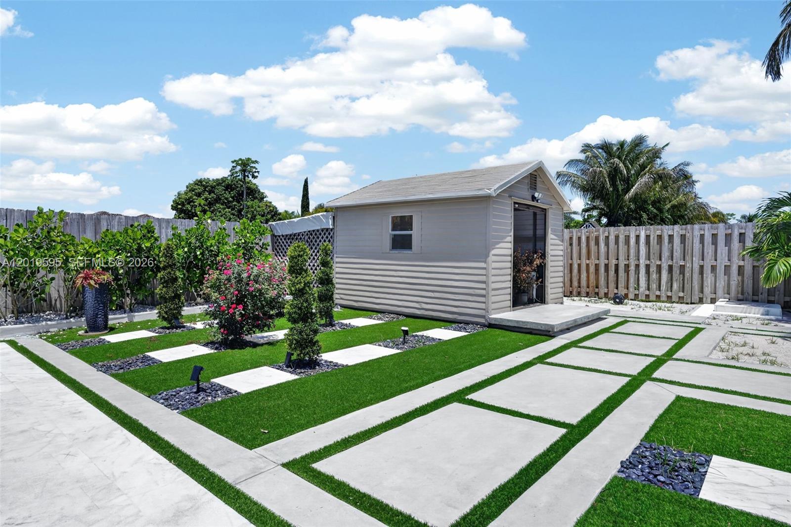 EMERALD GREENS SUB - Residential