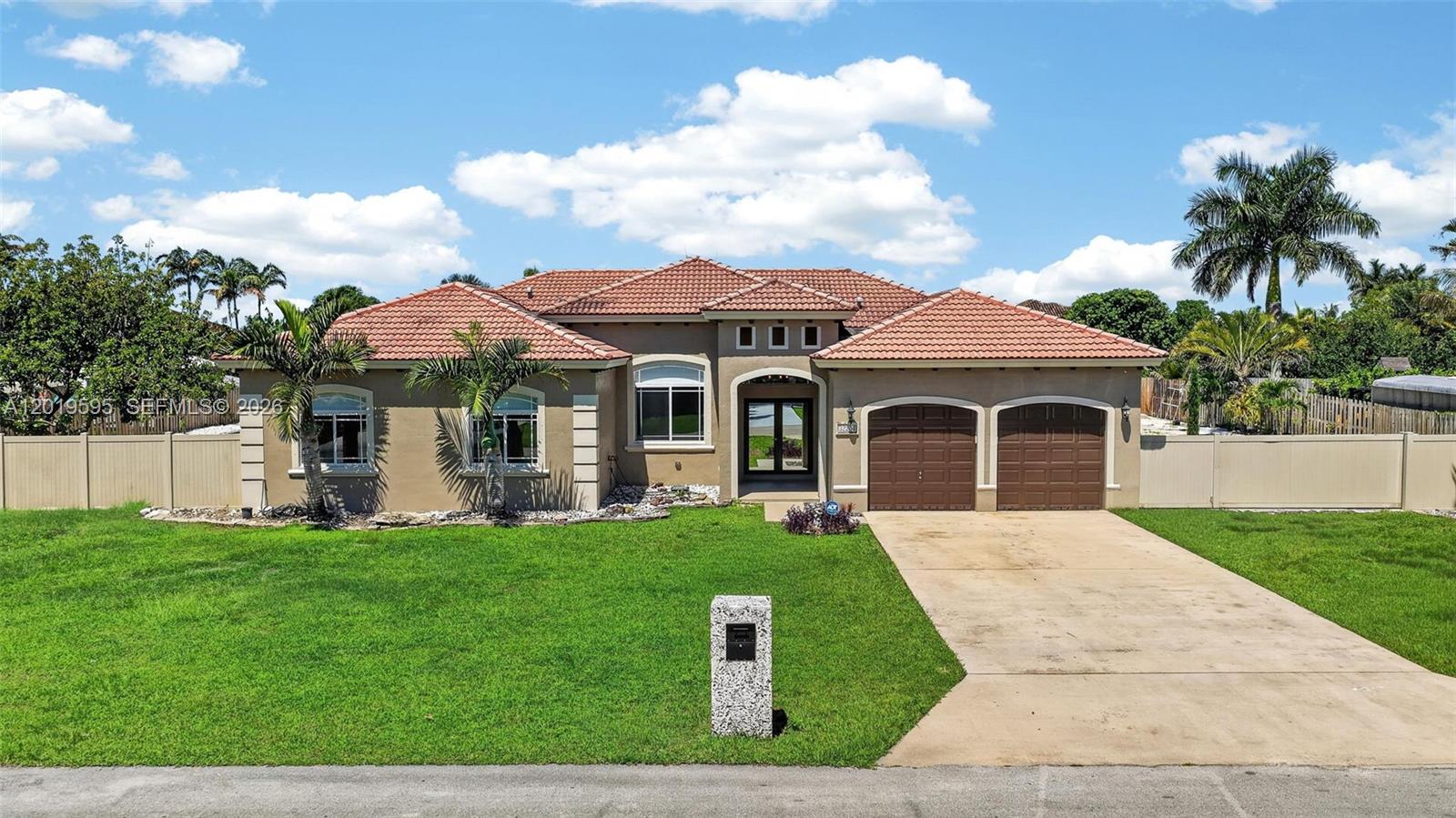 EMERALD GREENS SUB - Residential