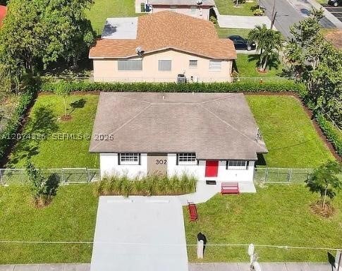 302 NW 9th St, Hallandale Beach FL 33009
