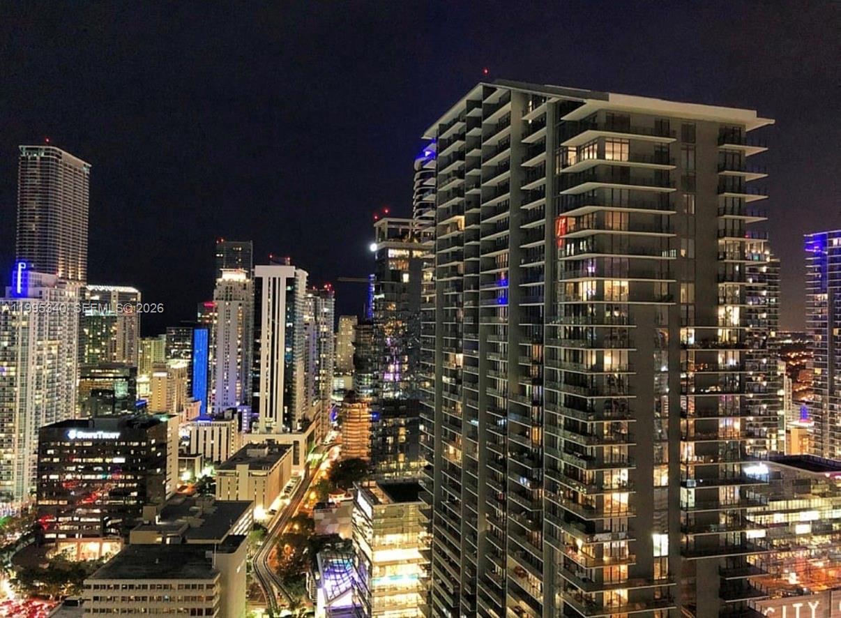 BRICKELL ON THE RIVER N T - Residential Lease