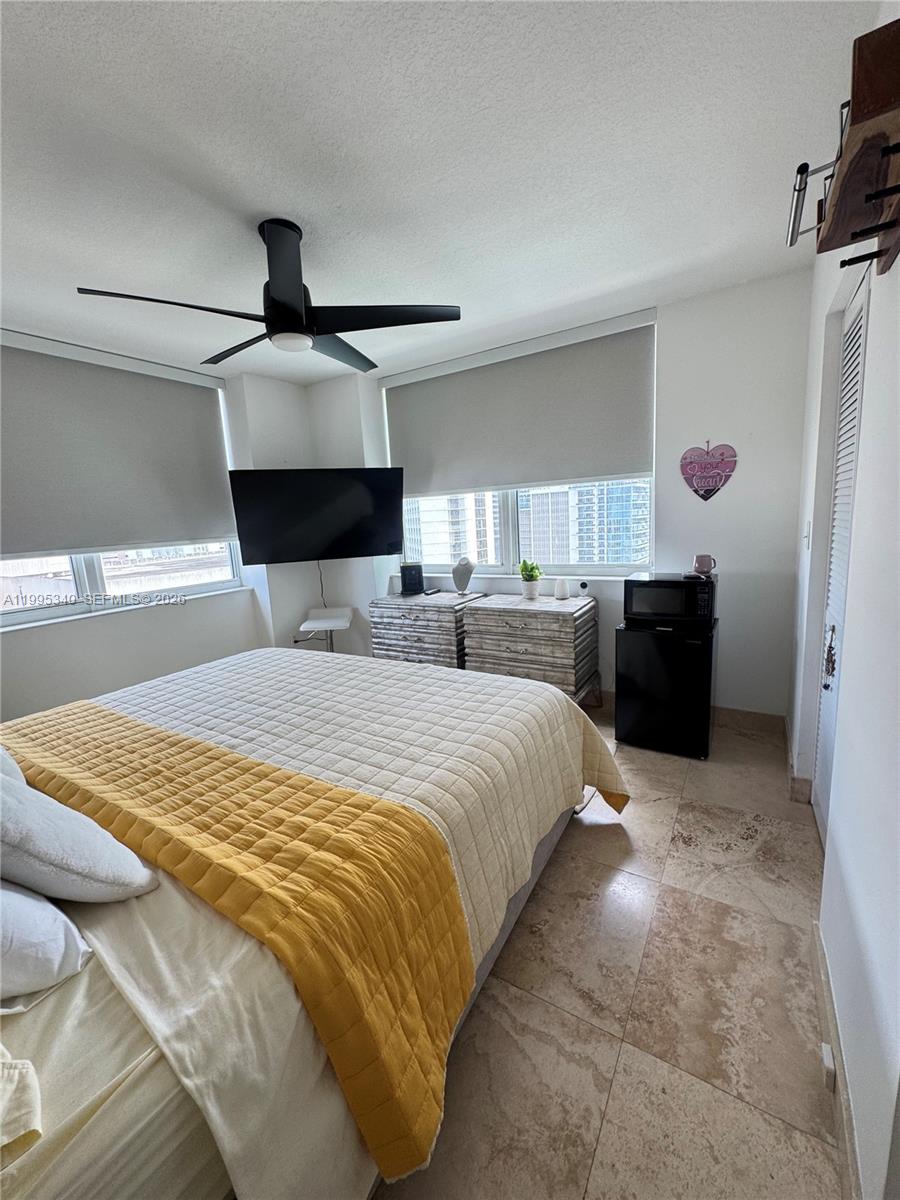 BRICKELL ON THE RIVER N T - Residential Lease