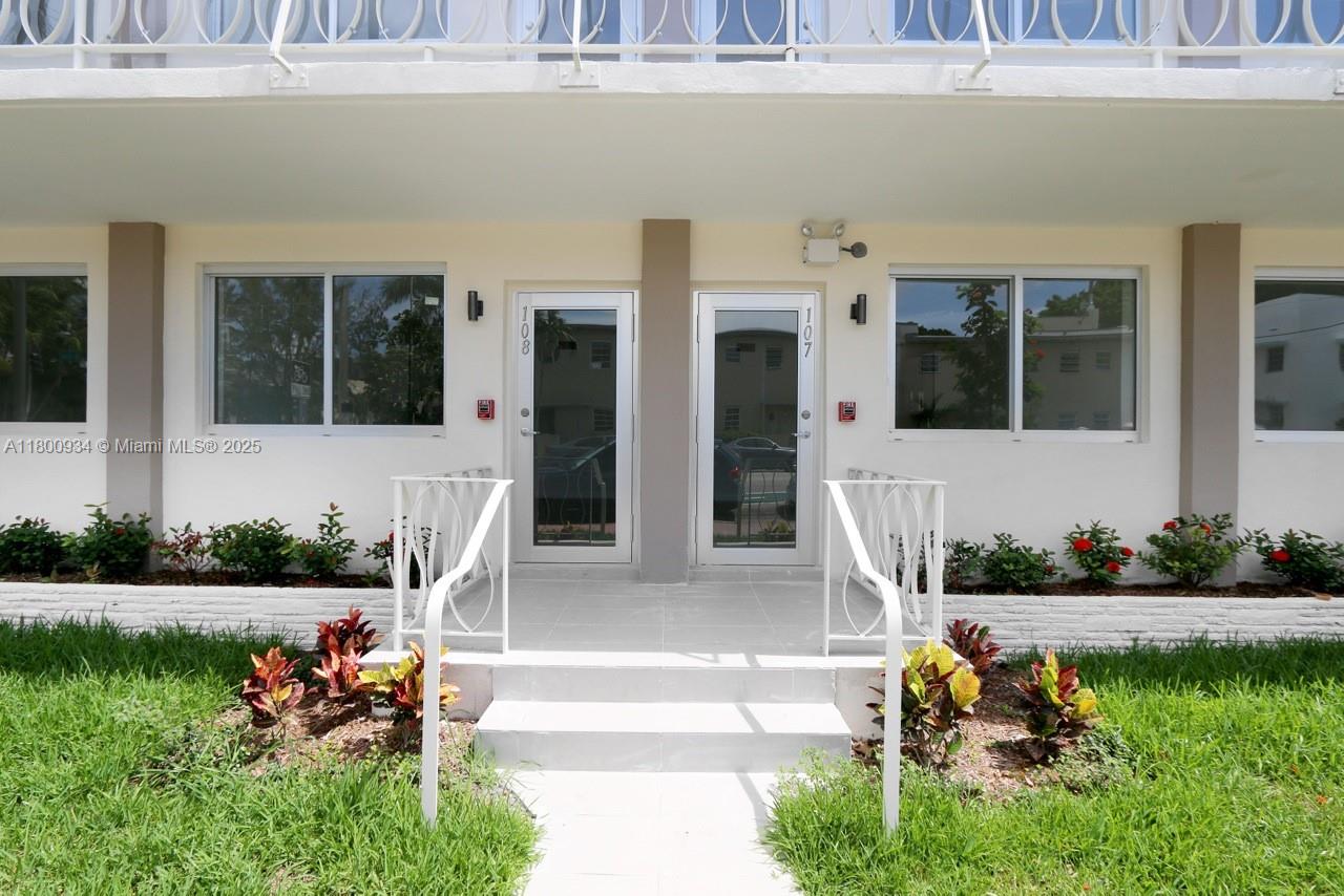 Property for Sale at 1601 Meridian Ave 101, Miami Beach, Miami-Dade County, Florida - Bedrooms: 1 
Bathrooms: 1  - $239,000