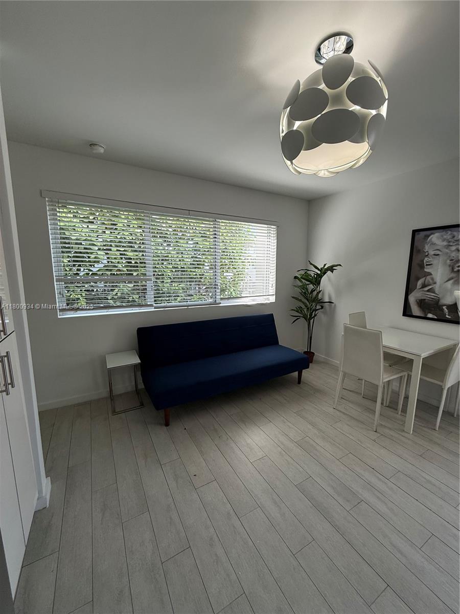 LINCOLN SUB - Residential