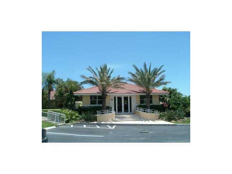 LE CLUB AT OLD CUTLER CON - Residential Lease