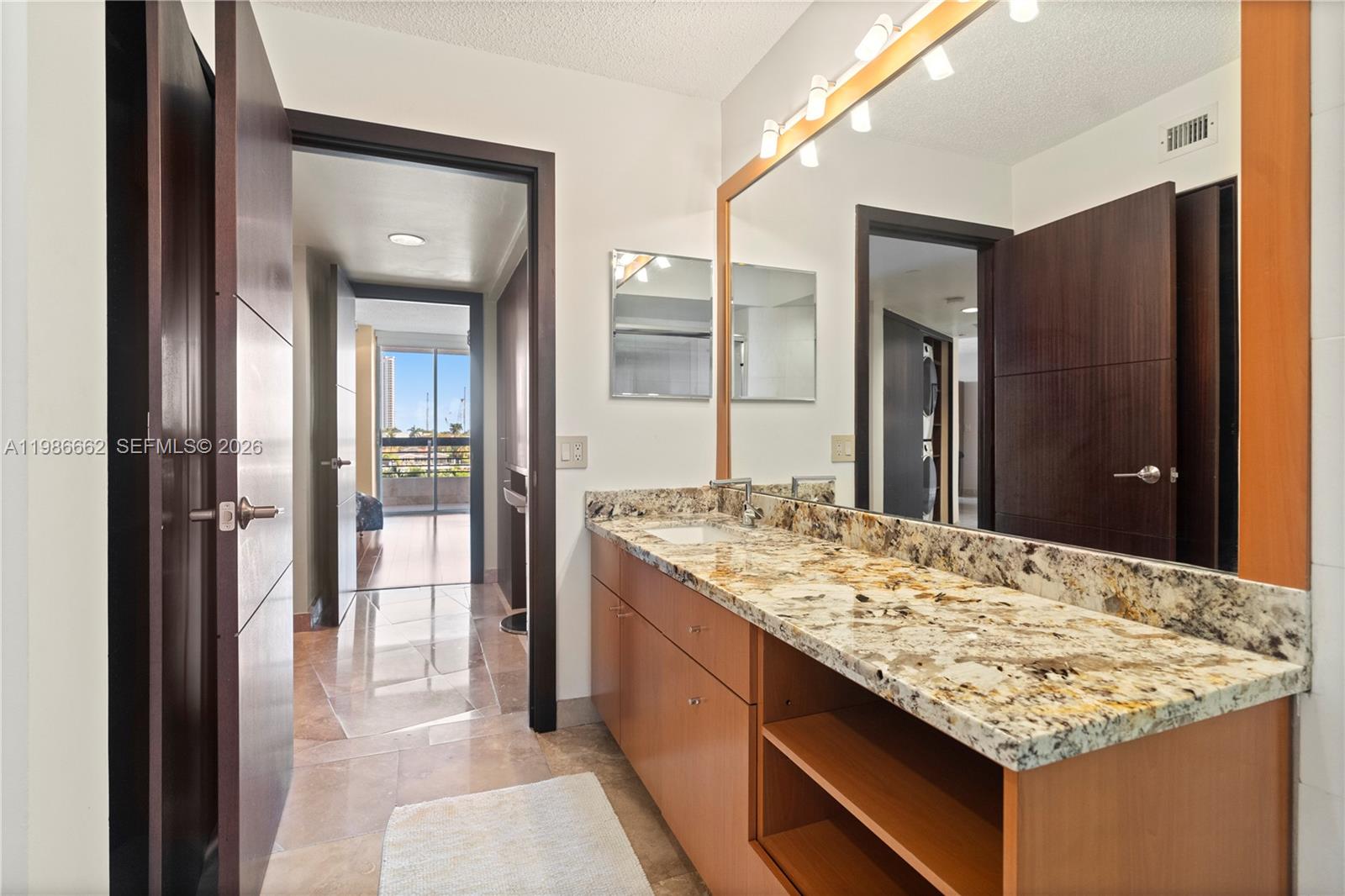 MYSTIC POINTE CONDO NO TH - Residential Lease