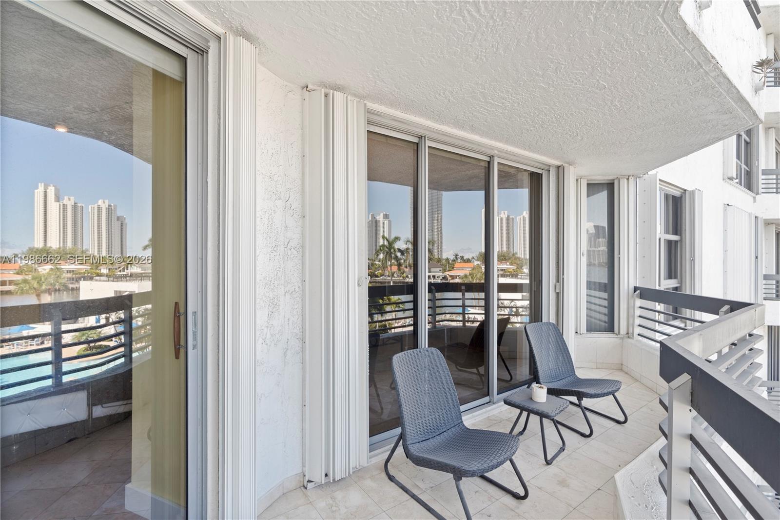 MYSTIC POINTE CONDO NO TH - Residential Lease