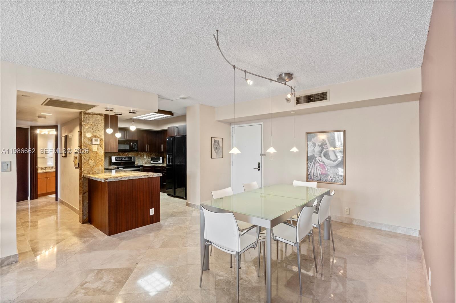 MYSTIC POINTE CONDO NO TH - Residential Lease