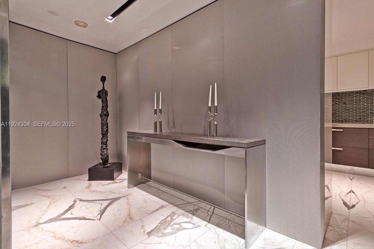 1331 Brickell Bay Dr 4309