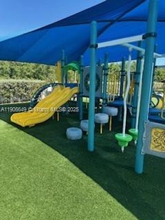 WEST LAKE VILLAGE PLAT - Residential Lease