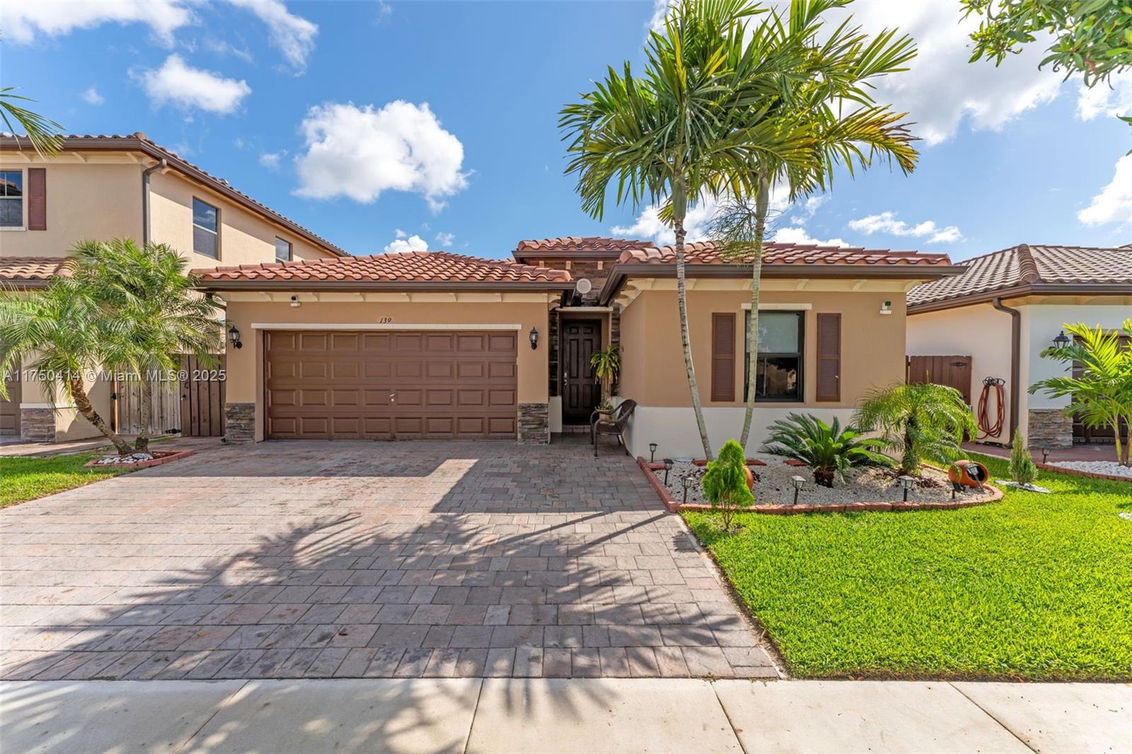 139 Ne 26th Ter, Homestead, Miami-Dade County, Florida - 3 Bedrooms  
3 Bathrooms - 