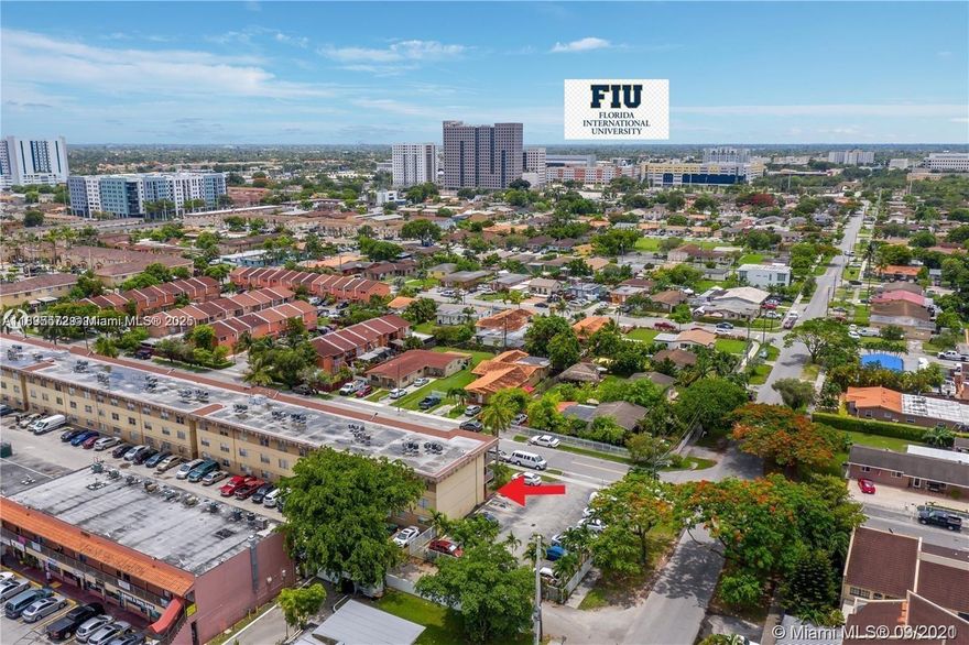 Excellent Location!
 Sweetwater, Miami-Dade enjoys a superb location just minutes from Florida International University (FIU), Dolphin Mall, International Mall, and major highways.
Close to Miami International Airport, schools, restaurants, and shopping centers, it offers unmatched convenience and connectivity.
The area’s strong rental demand and urban growth make it a smart investment opportunity with great potential for value appreciation and steady returns.