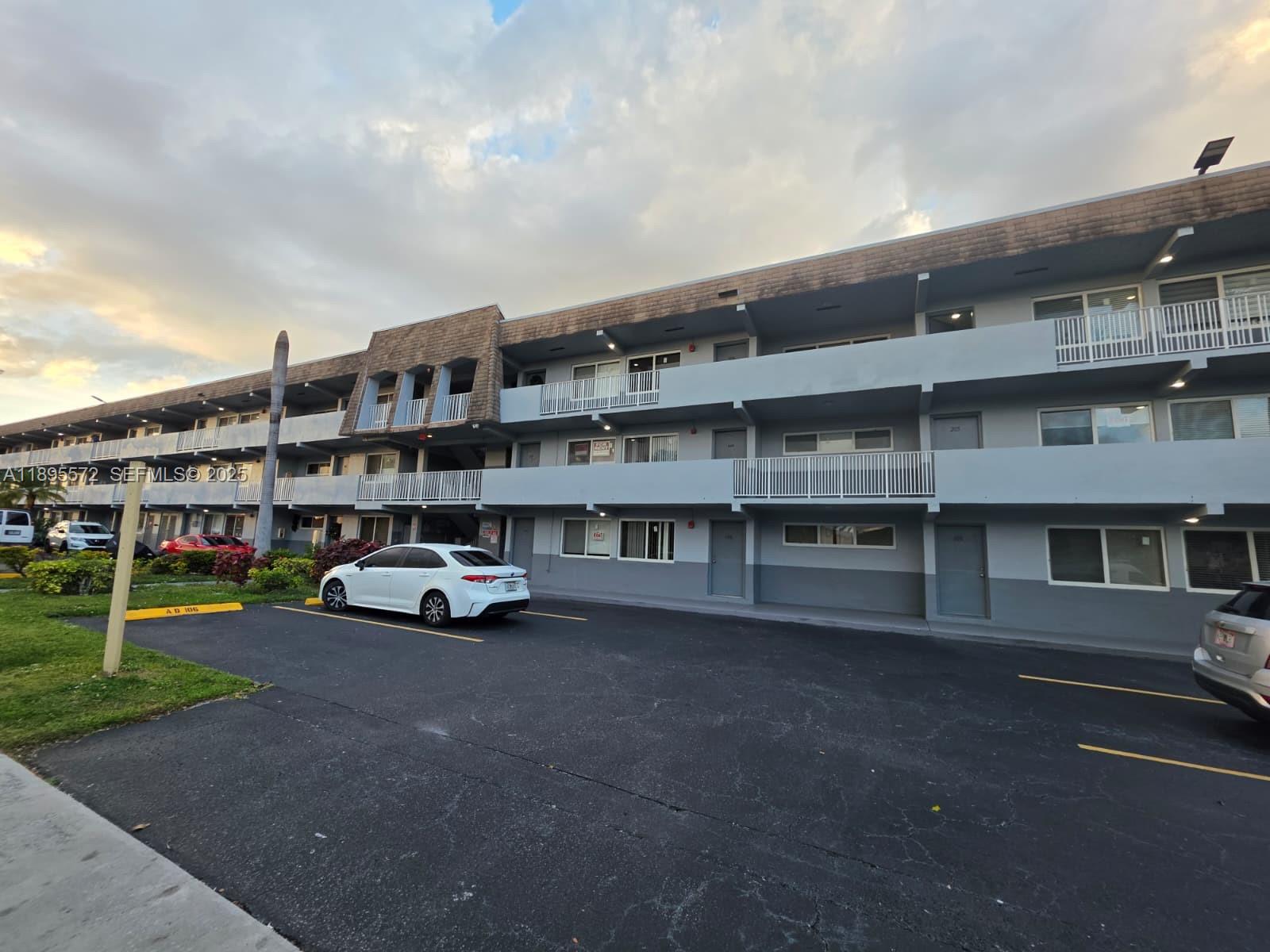 AGUA DULCE CONDO - Residential