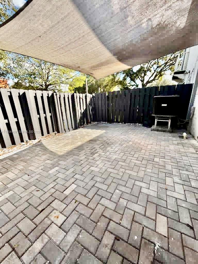 VERANDA AT DORAL CONDO NO - Residential