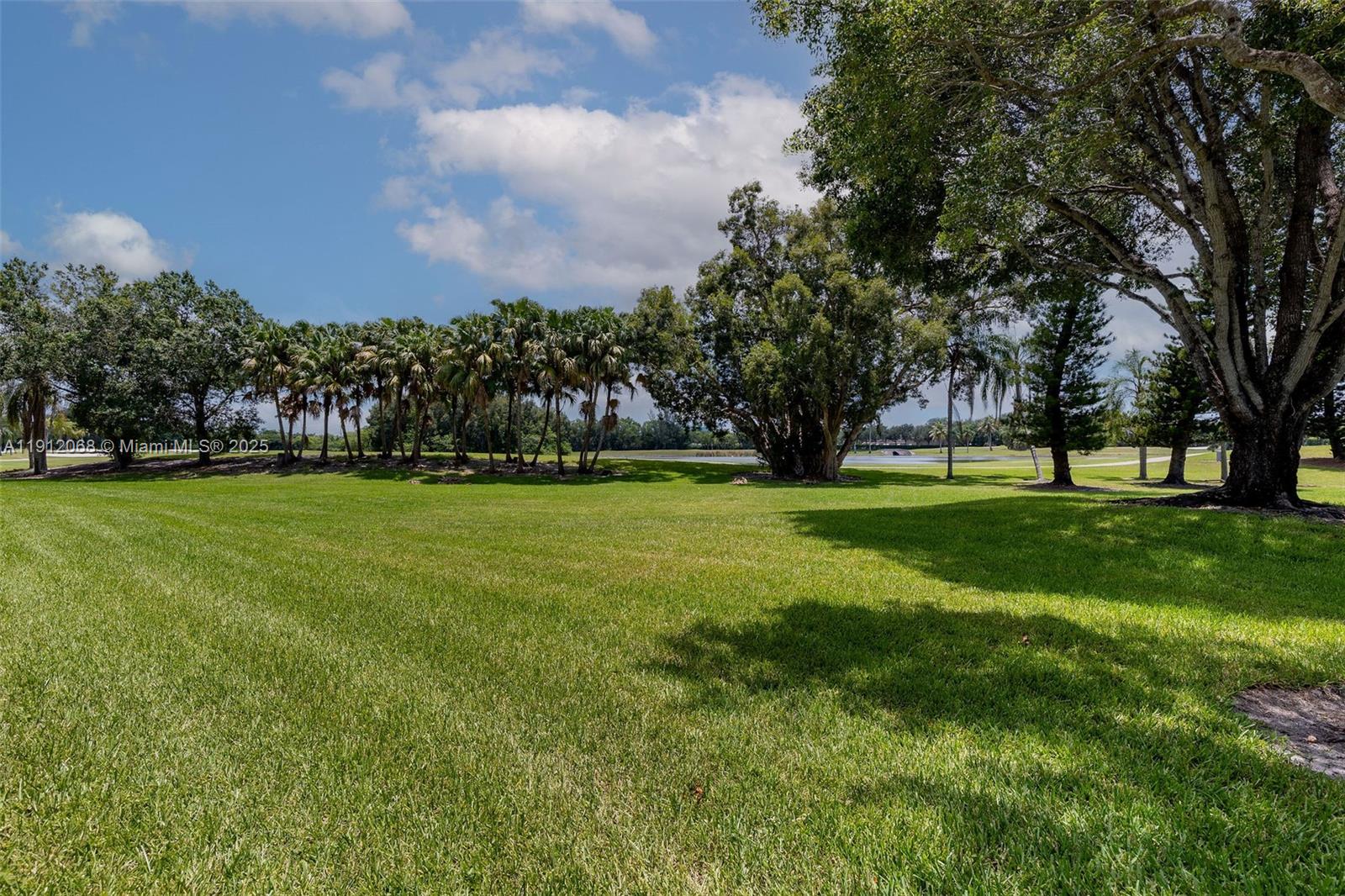 FAIRWAYS AT BONAVENTURE C - Residential Lease