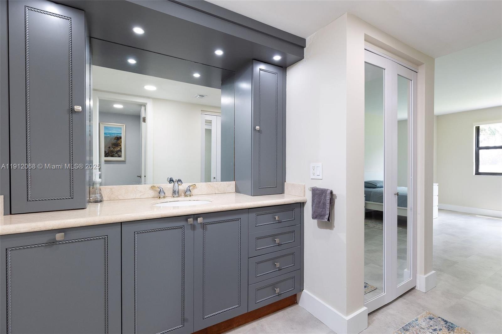 FAIRWAYS AT BONAVENTURE C - Residential Lease