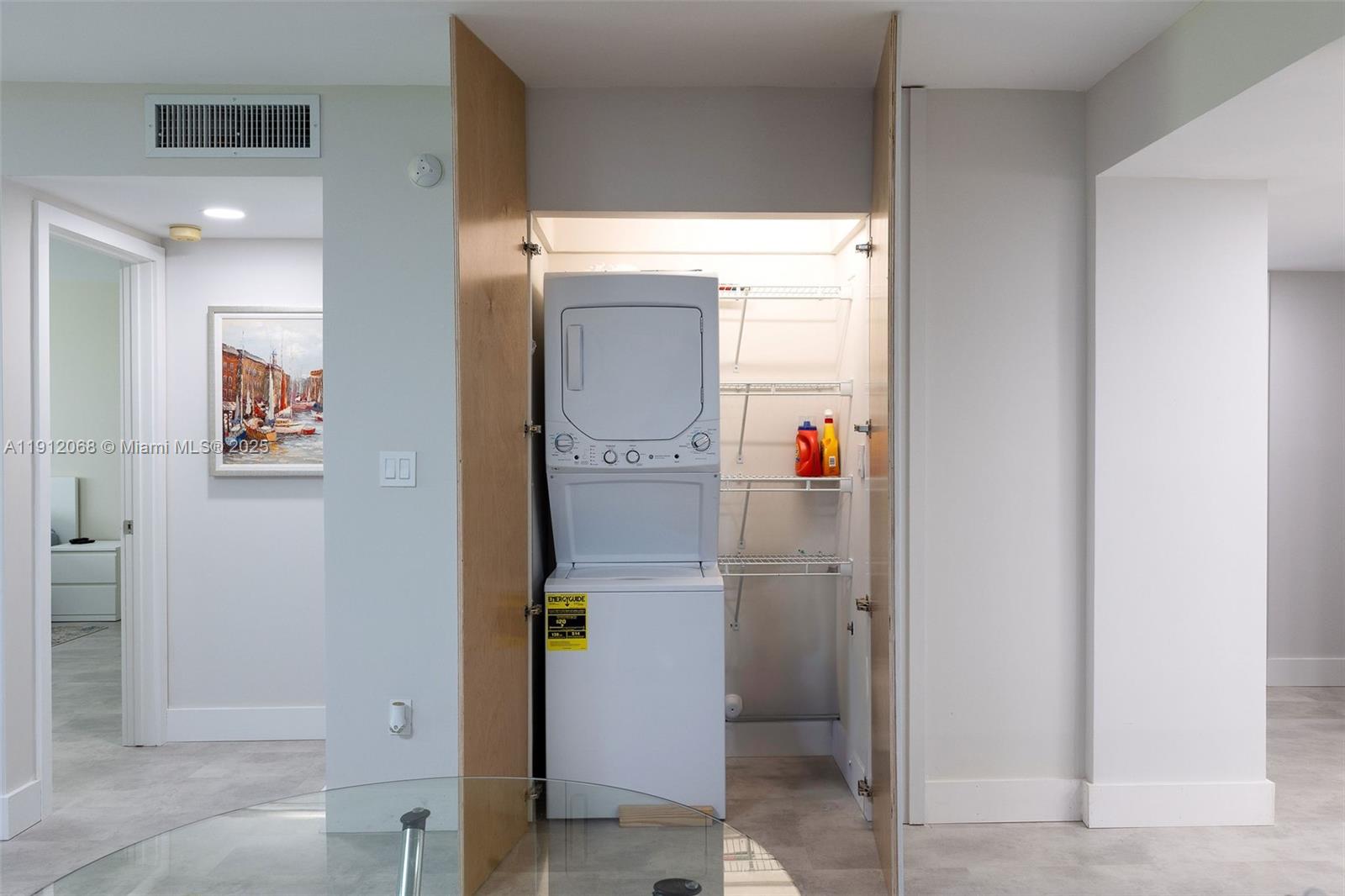 FAIRWAYS AT BONAVENTURE C - Residential Lease