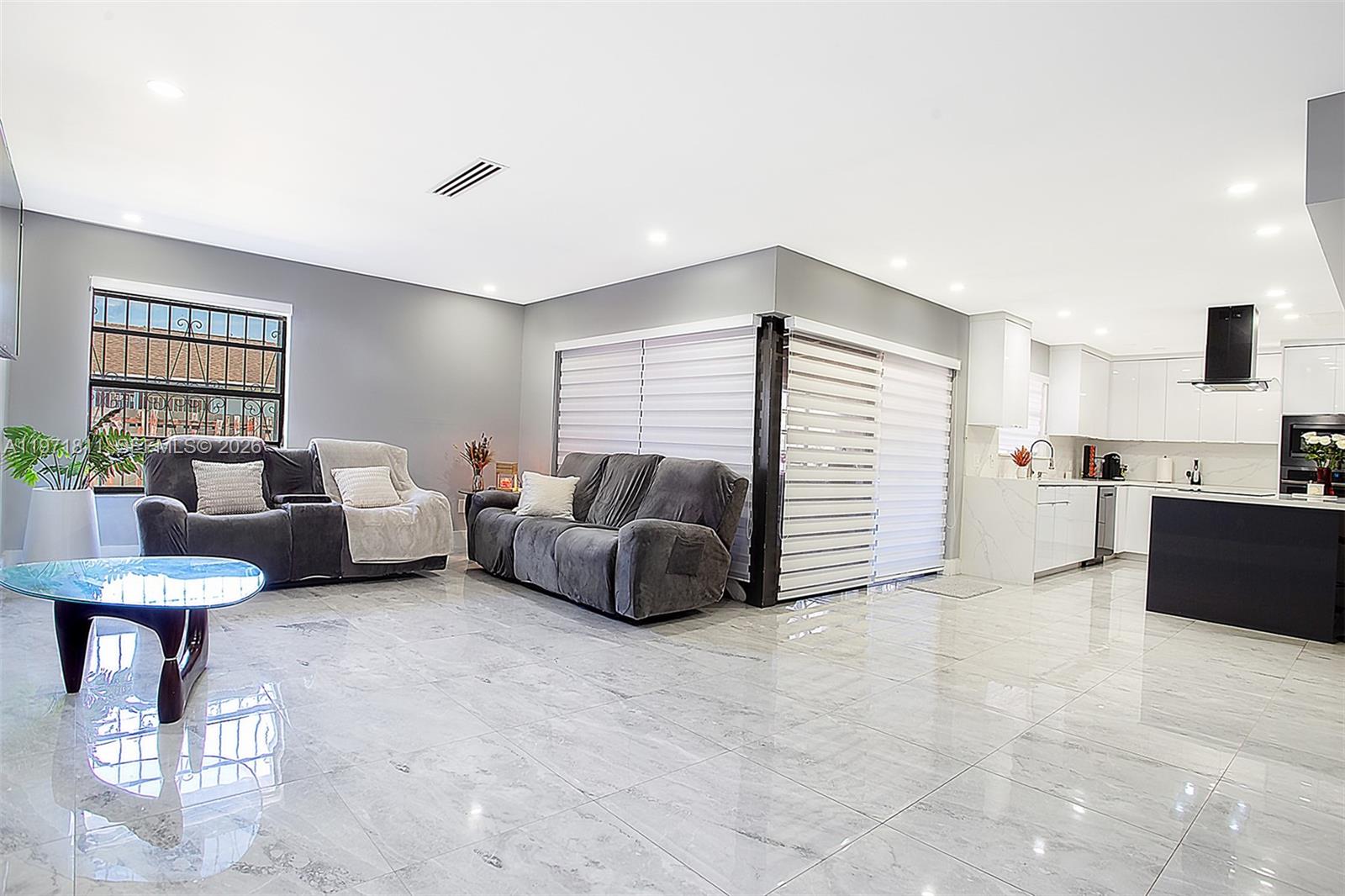 HACIENDA ESTATES SEC 1 - Residential