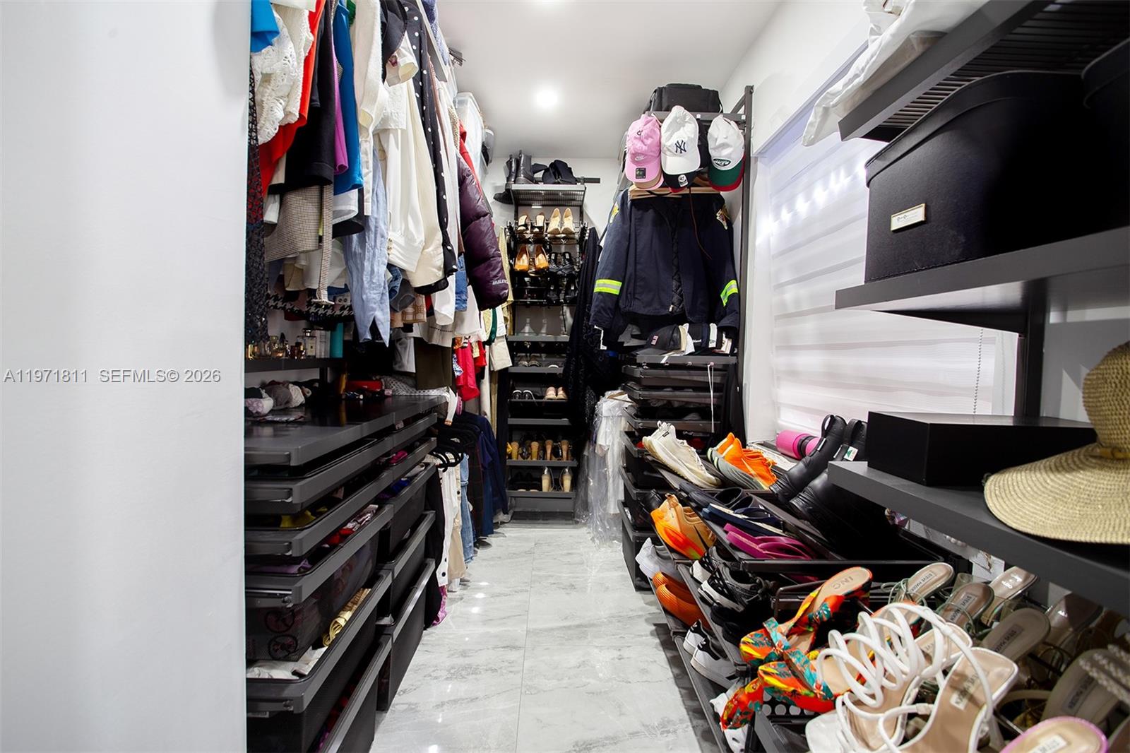 HACIENDA ESTATES SEC 1 - Residential