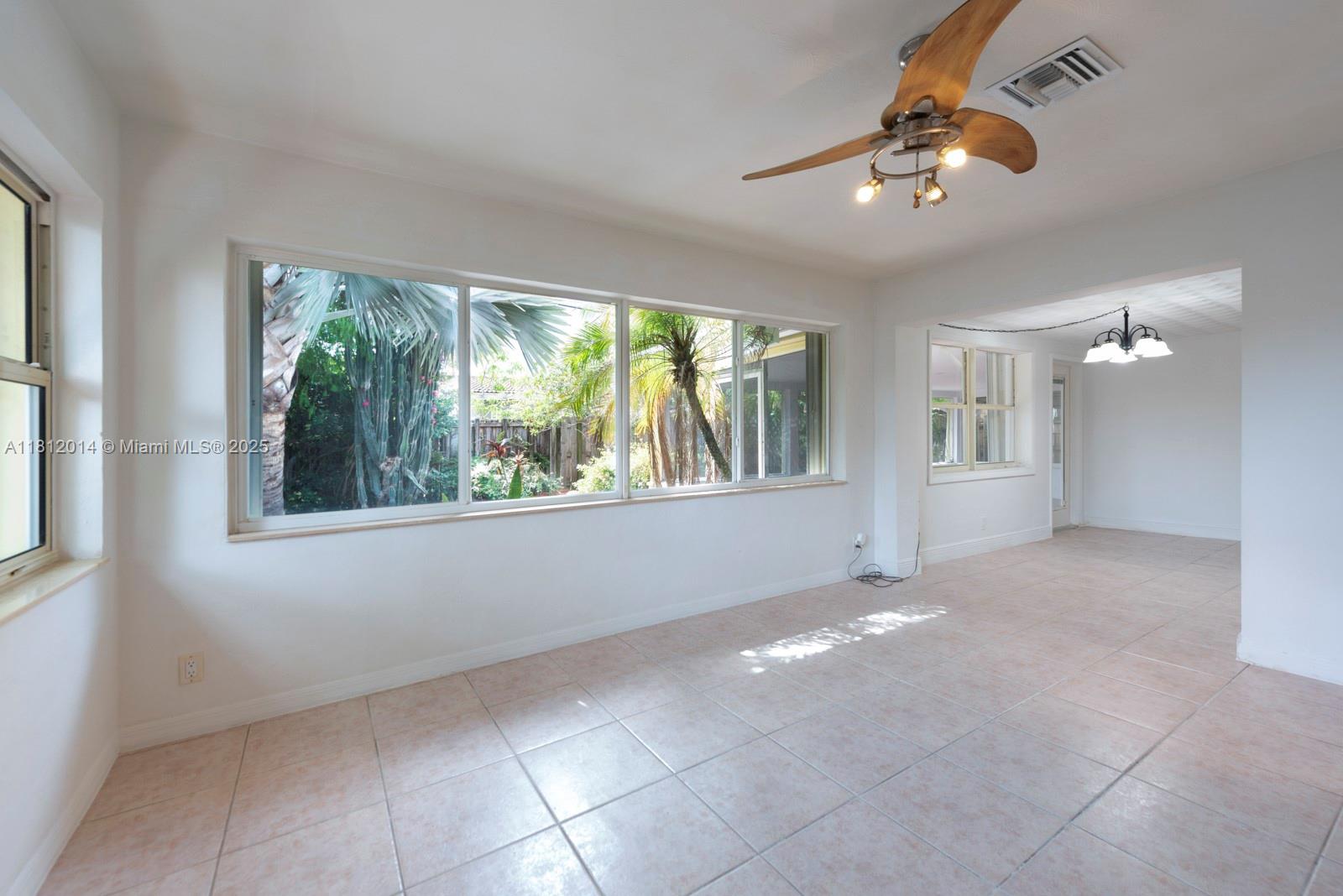 4600 NE 3rd Ave, Fort Lauderdale, FL, 33334/$499,000 3 4600 NE 3rd Ave