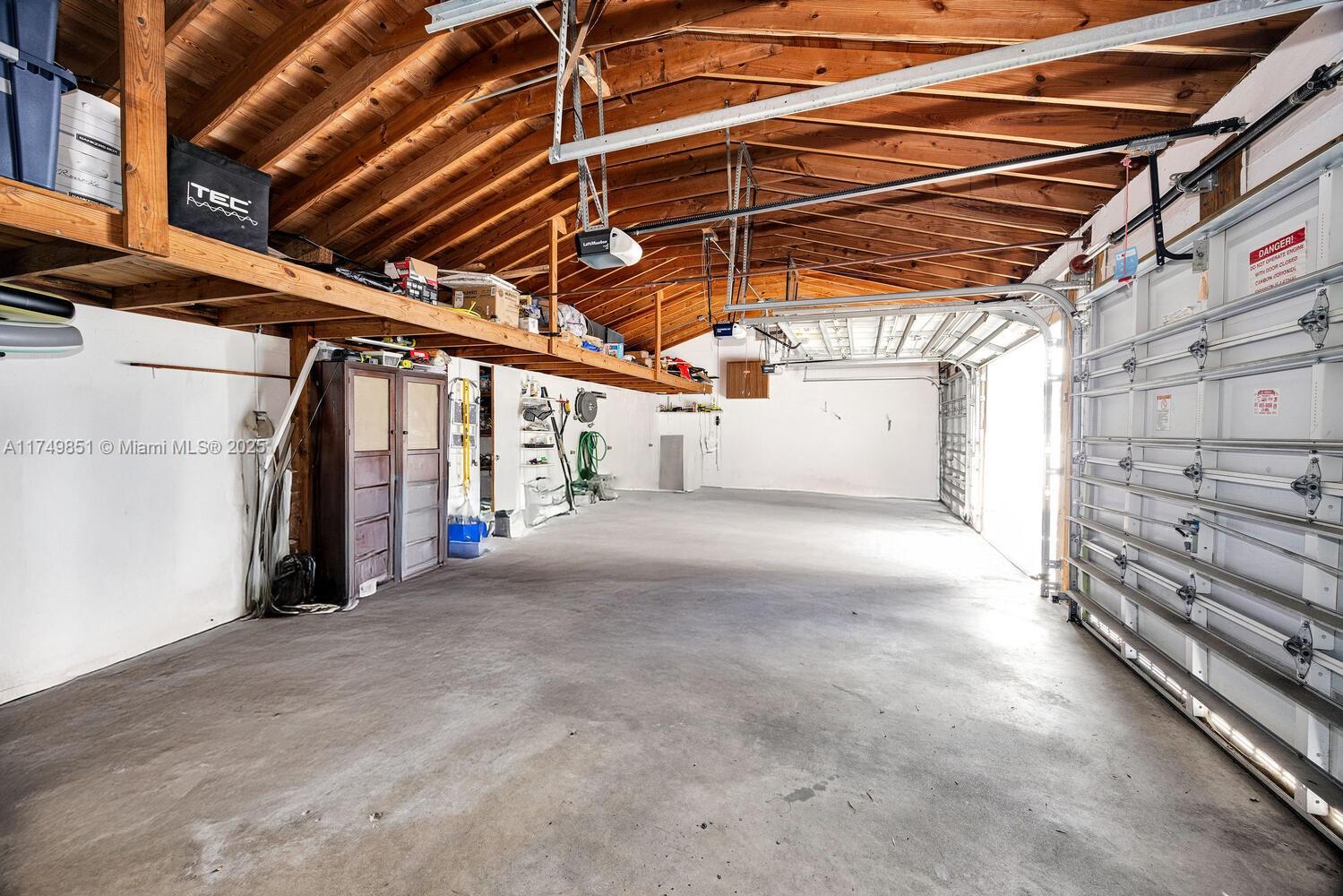 FOUNTAINVIEW MANOR CONDO - Residential Lease