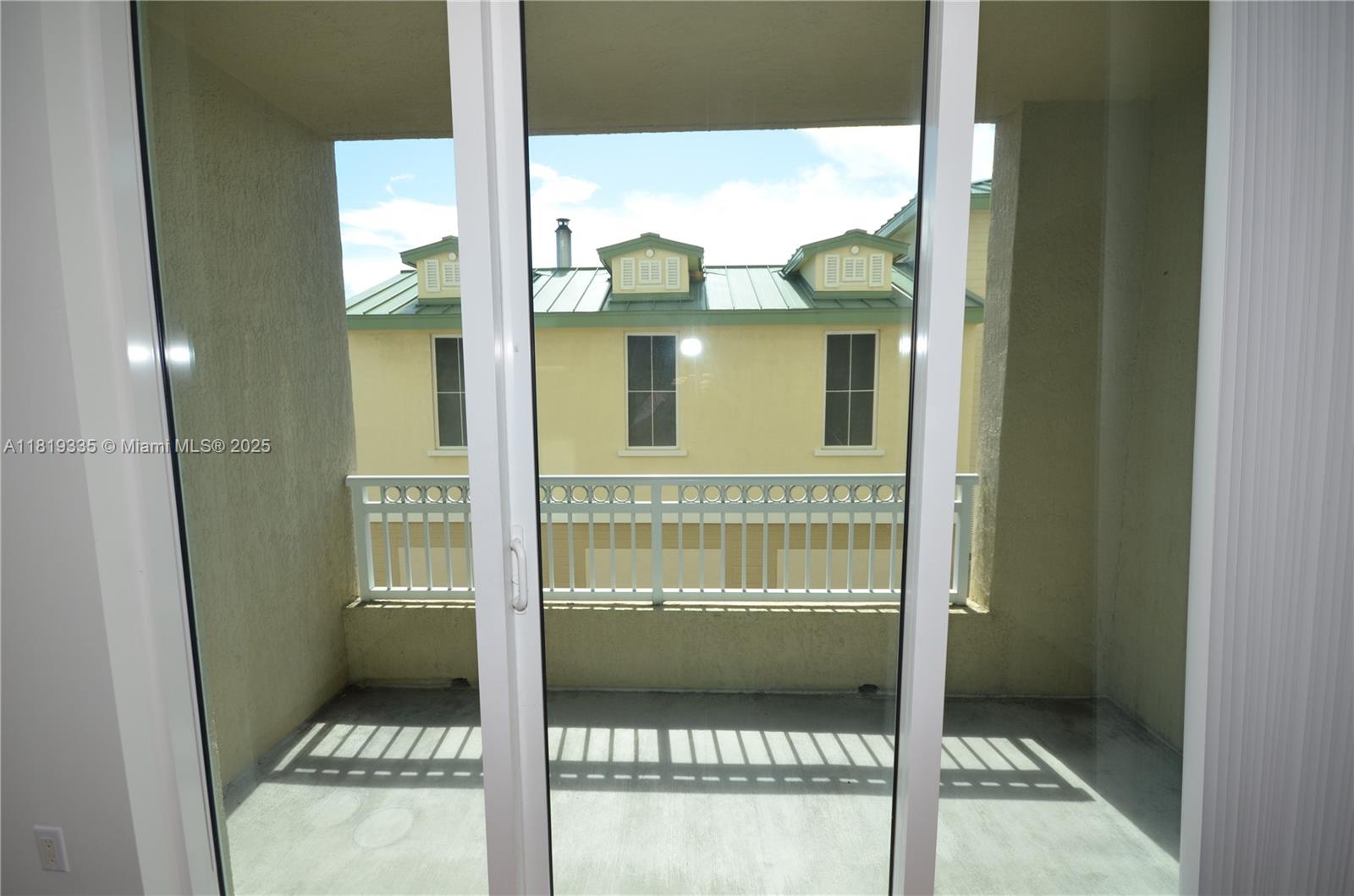 CASA COSTA CONDO - Residential