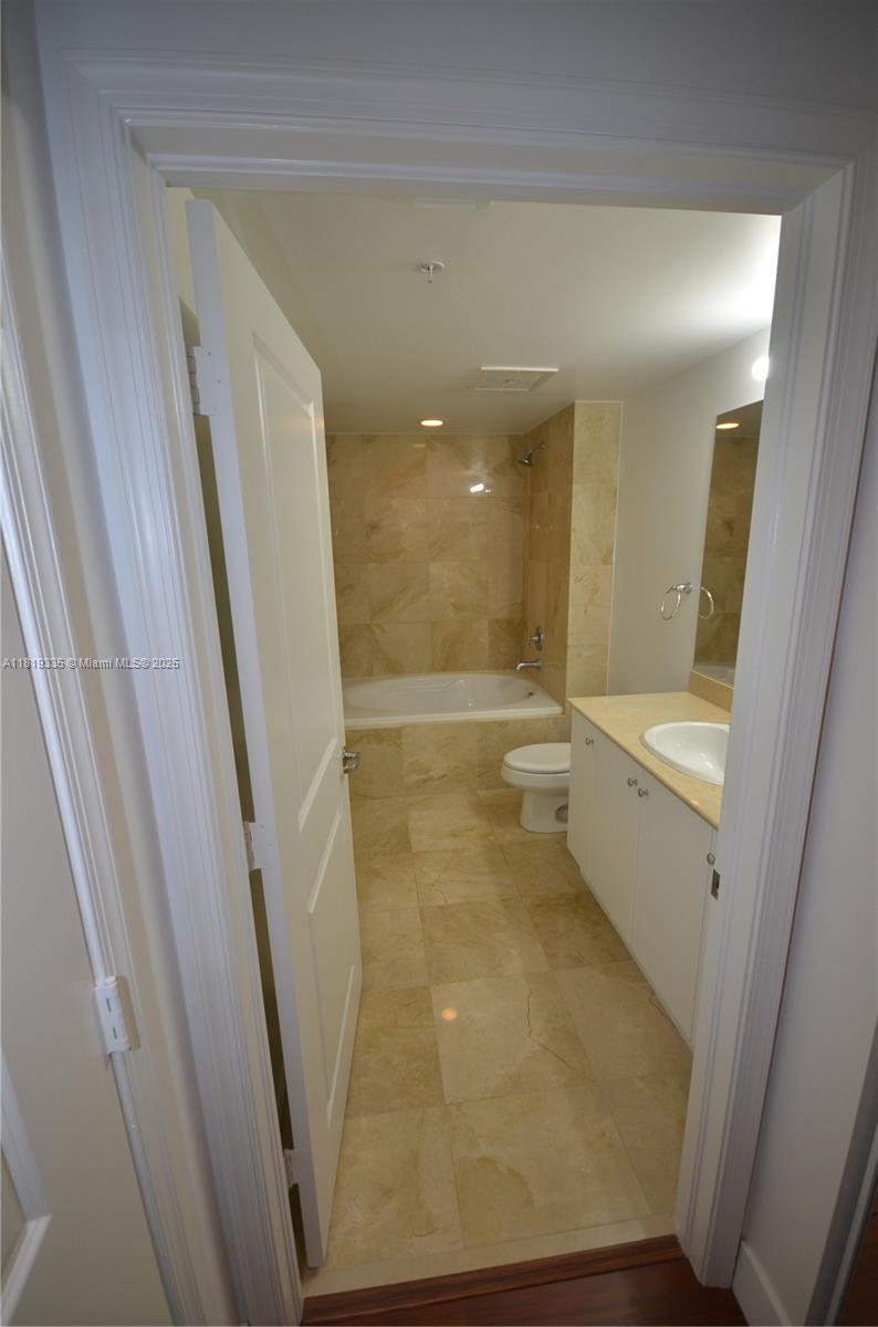 CASA COSTA CONDO - Residential