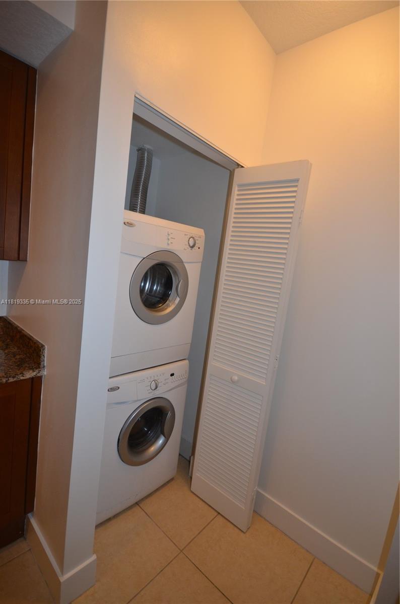CASA COSTA CONDO - Residential