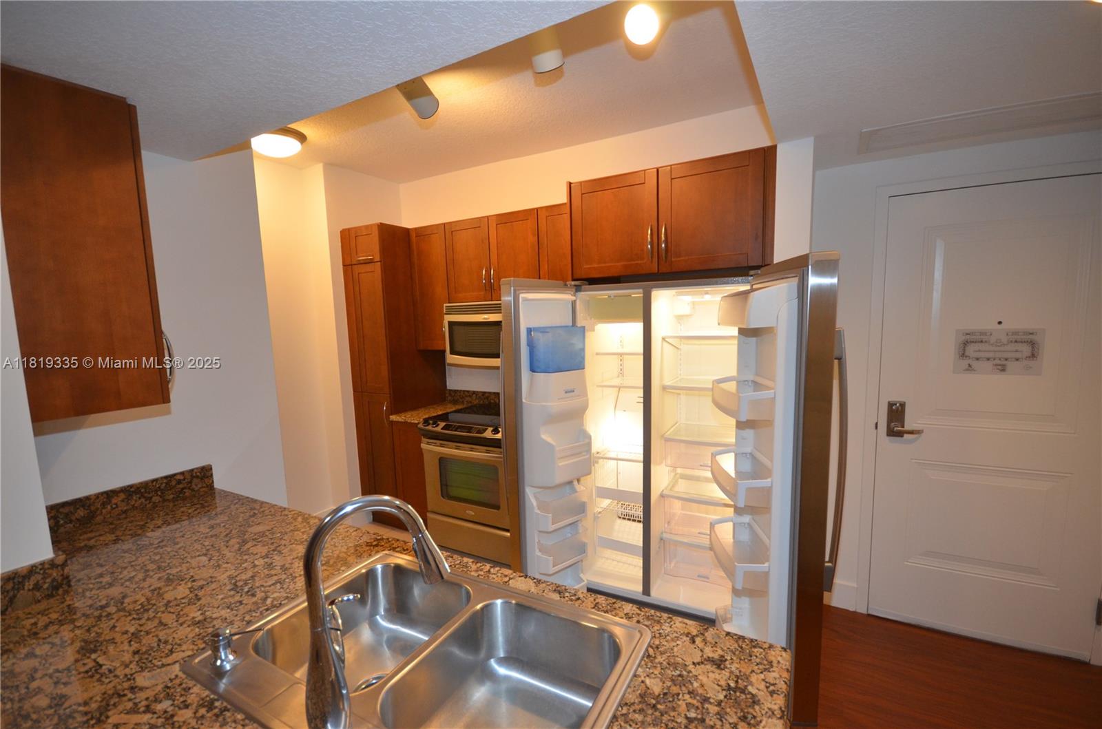 CASA COSTA CONDO - Residential