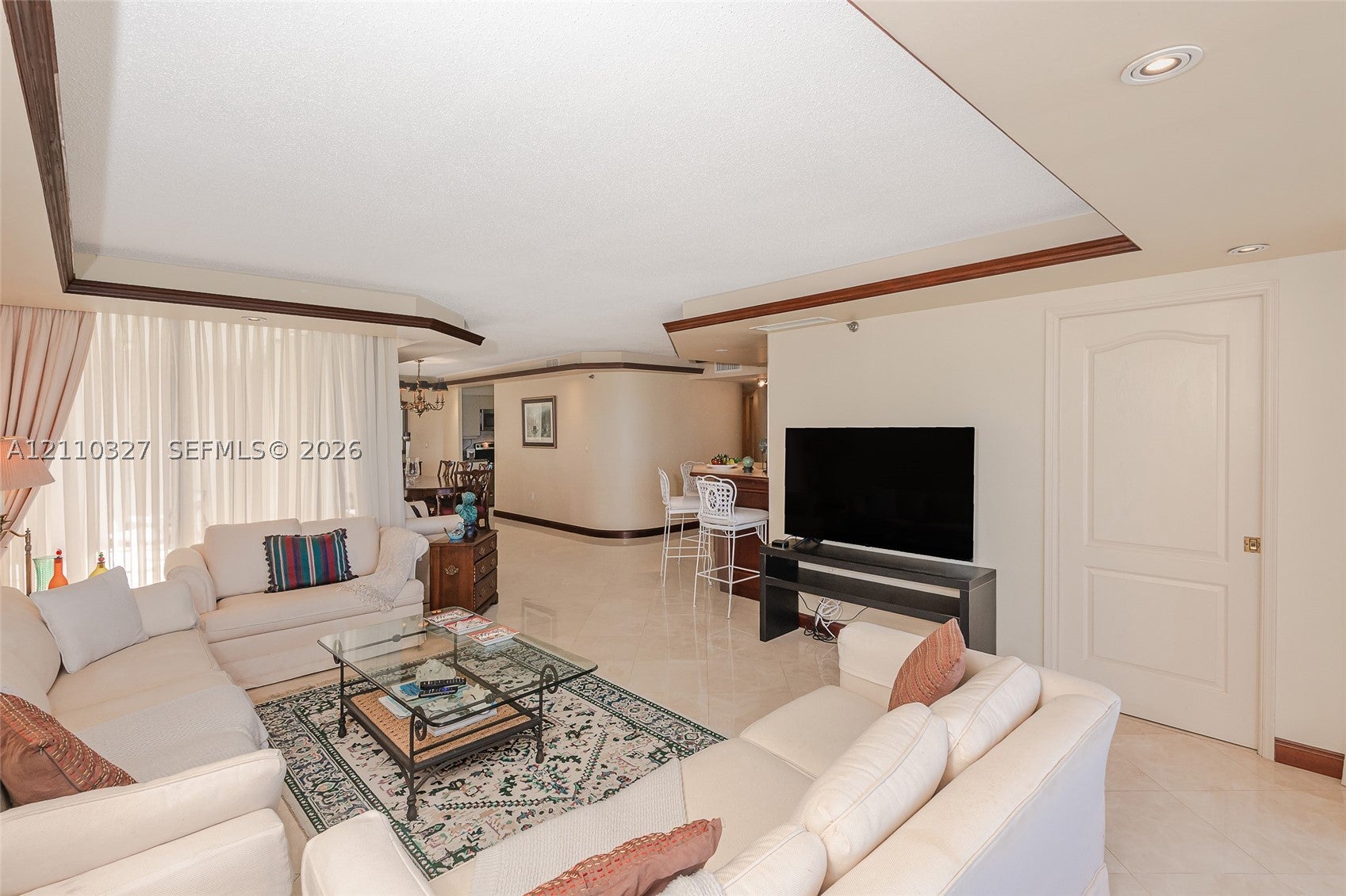 5757 Collins Ave 1005