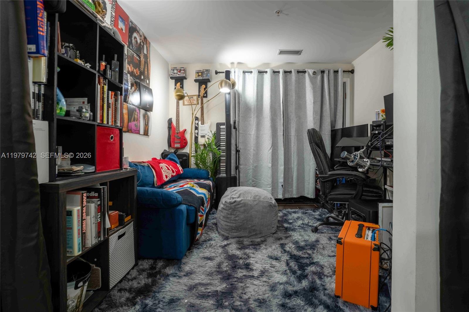 QUANTUM ON THE BAY CONDO - Residential