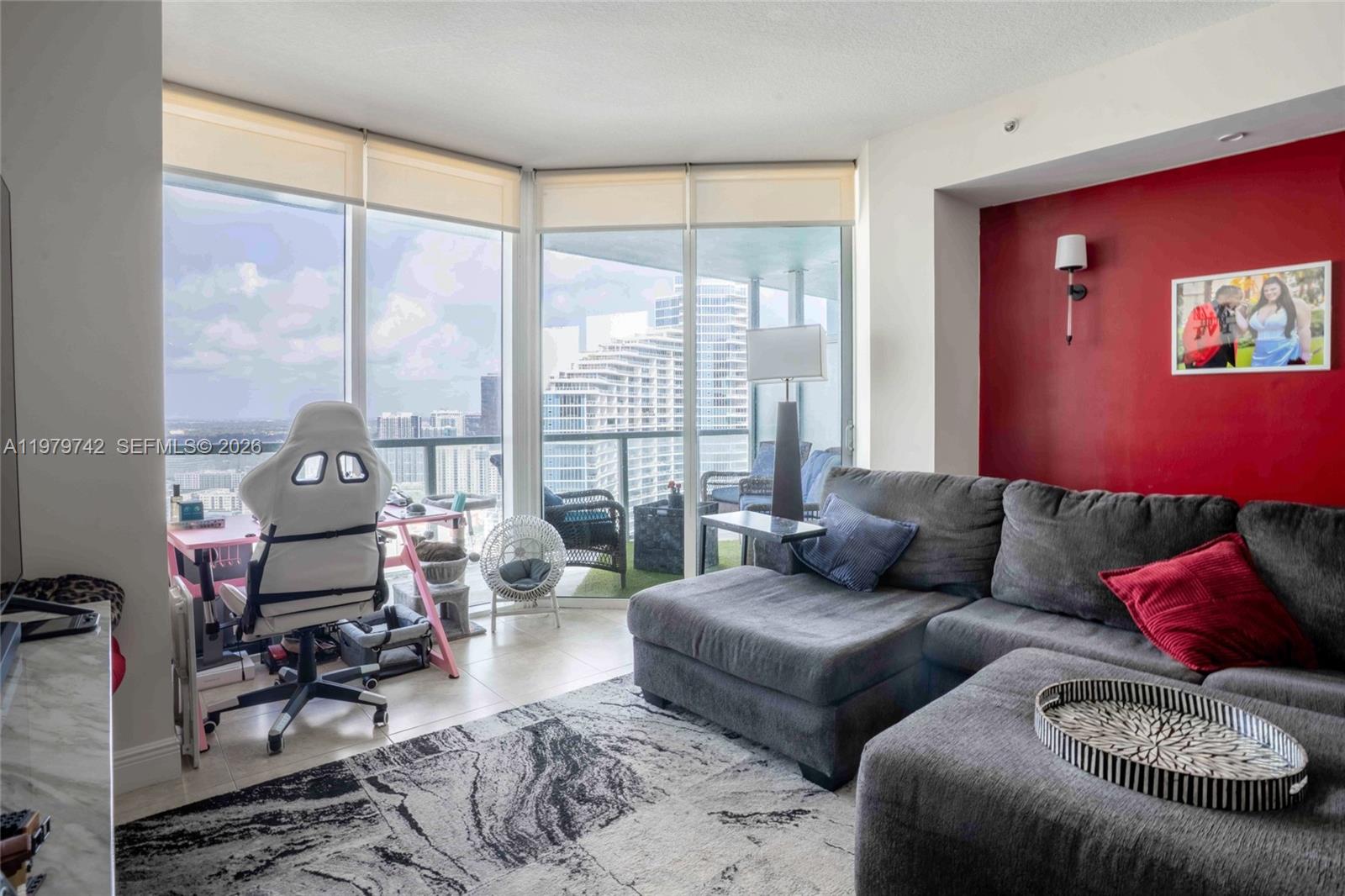 QUANTUM ON THE BAY CONDO - Residential