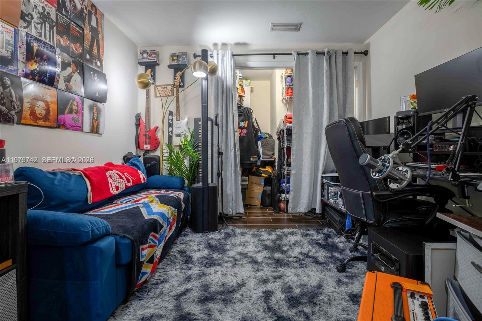 QUANTUM ON THE BAY CONDO - Residential