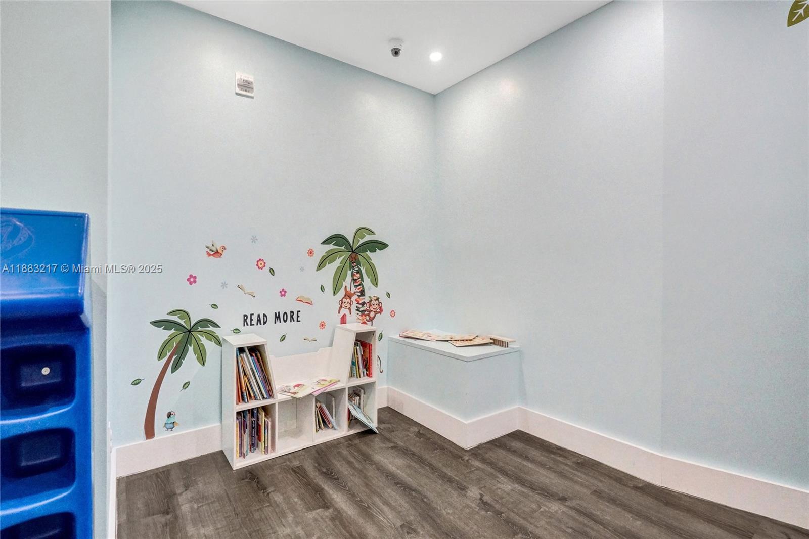 THE PLAZA 851 BRICKELL CO - Residential