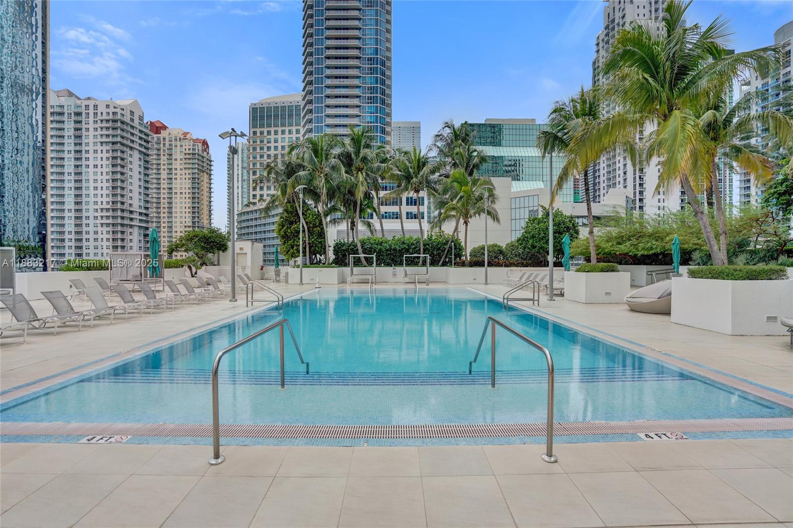 THE PLAZA 851 BRICKELL CO - Residential